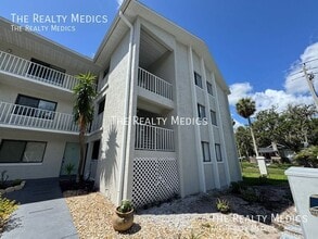 Building Photo - 1030-633 S Palmetto Ave-