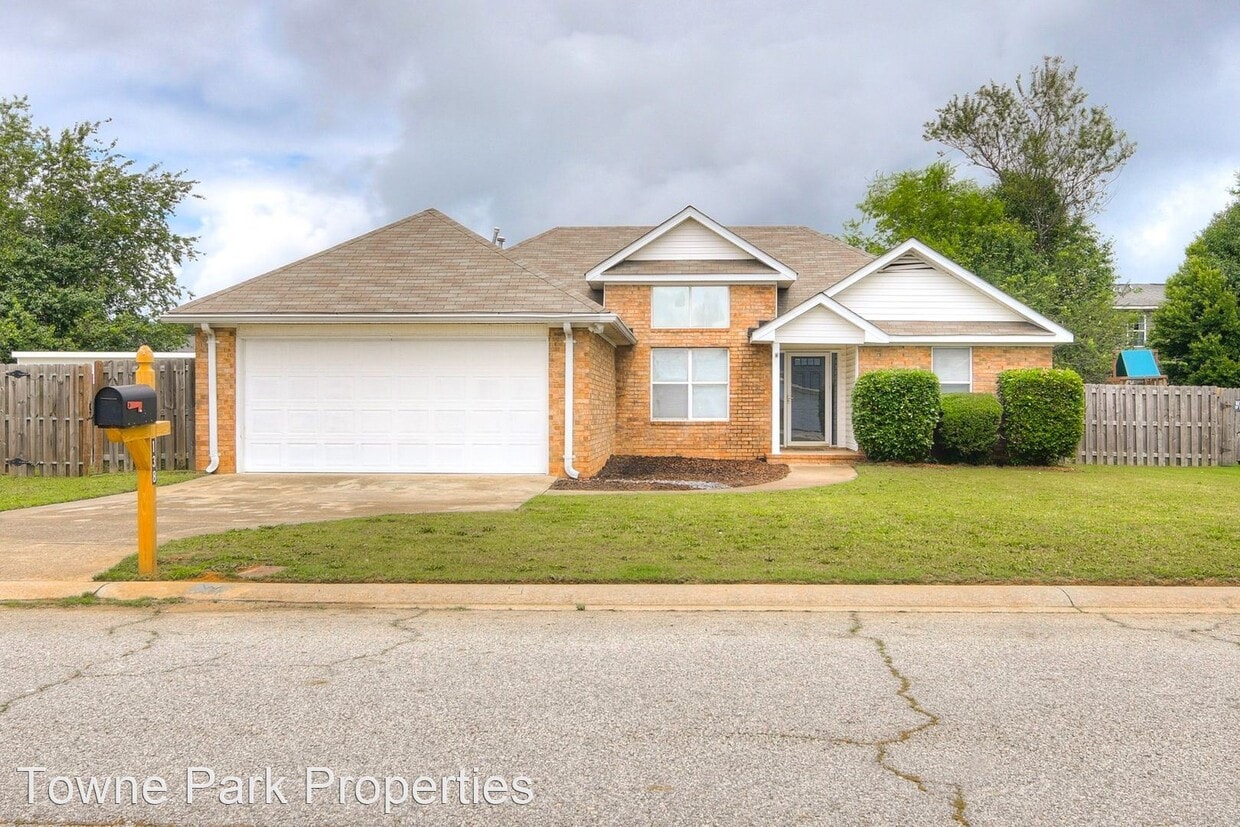 Primary Photo - 3 br, 2 bath House - 138 Summerfield Circle