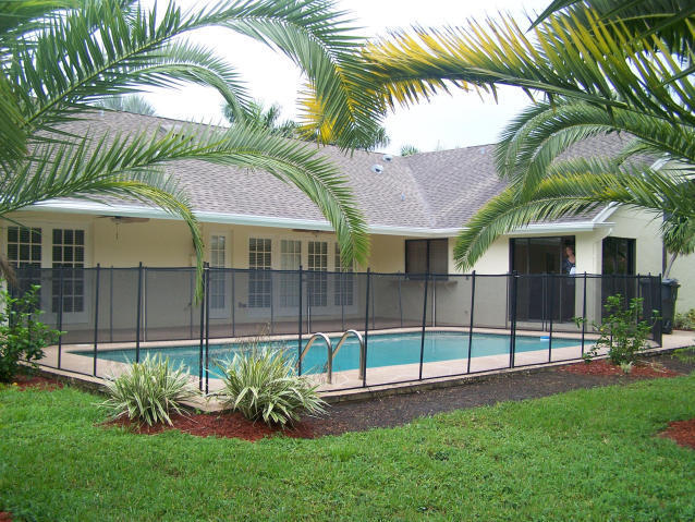 Building Photo - 15845 Rolling Meadows Cir