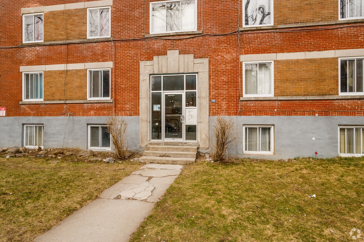 Building Photo - Khandaker Villa