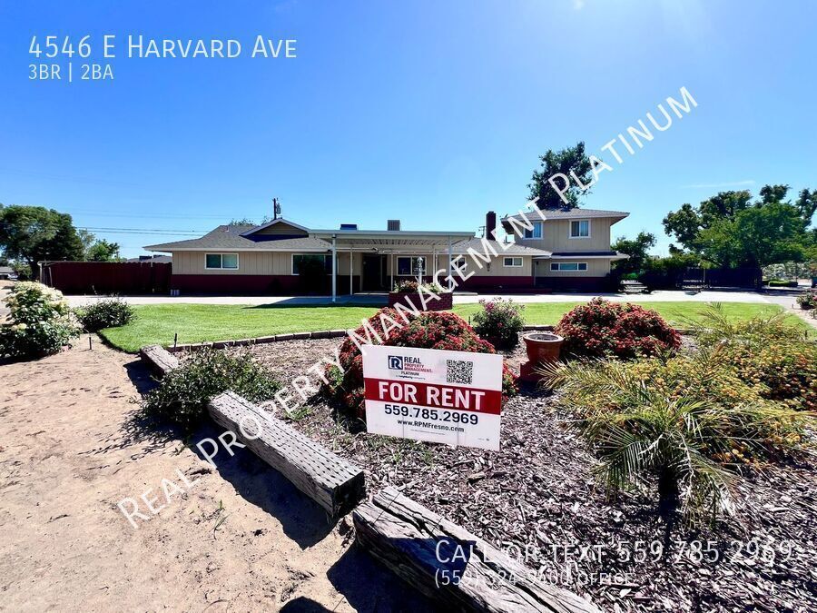 Primary Photo - 4546 E Harvard Ave