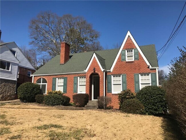 Building Photo - 1121 Jefferson Ave