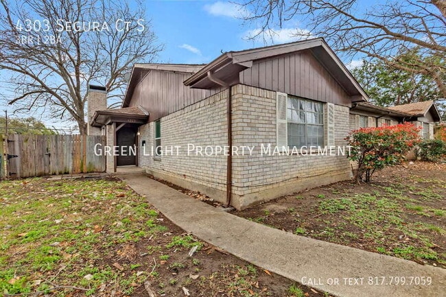 Building Photo - 4303 Segura Ct S