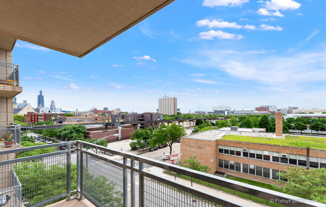 Building Photo - 100 N Hermitage Ave