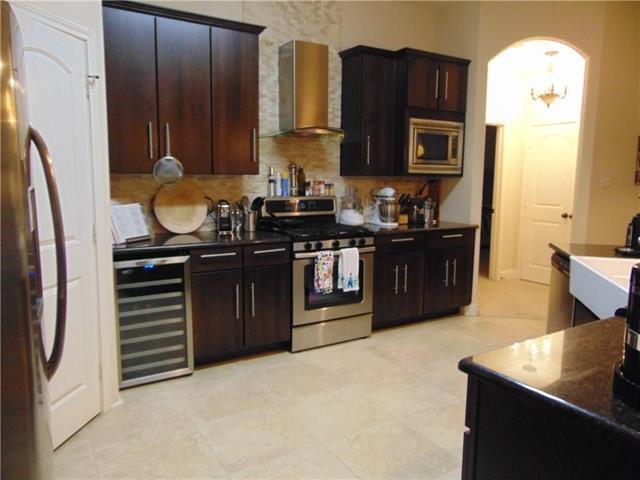 Foto del edificio - 3062 Lakefield Dr
