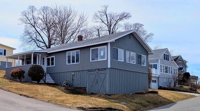 Foto del edificio - 12 Cove Rd