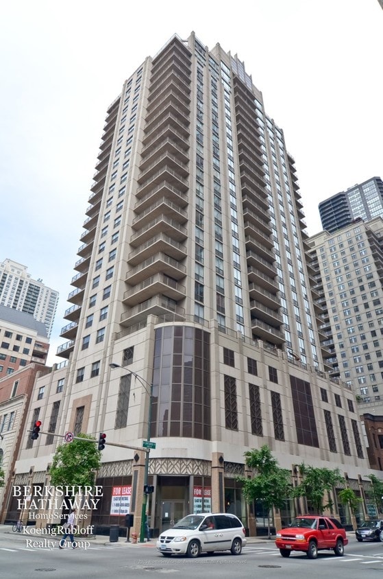 Primary Photo - 635 N Dearborn St
