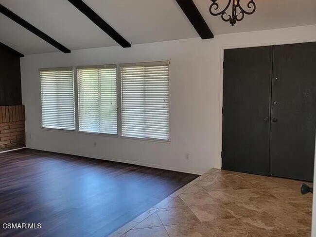 Building Photo - 28910 Calabria Dr