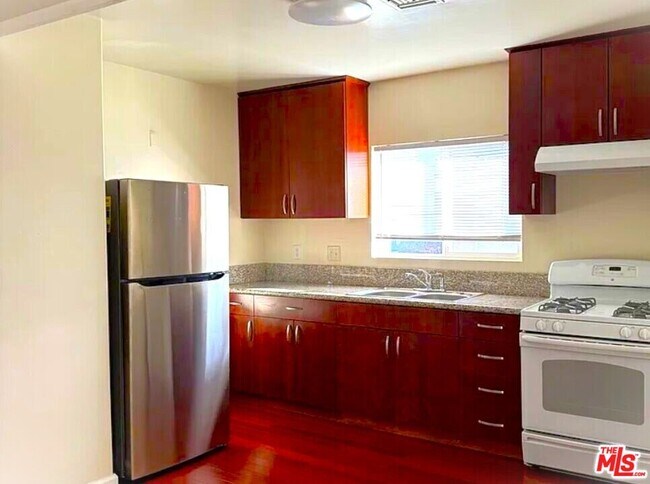 Foto del edificio - 4343 4th St