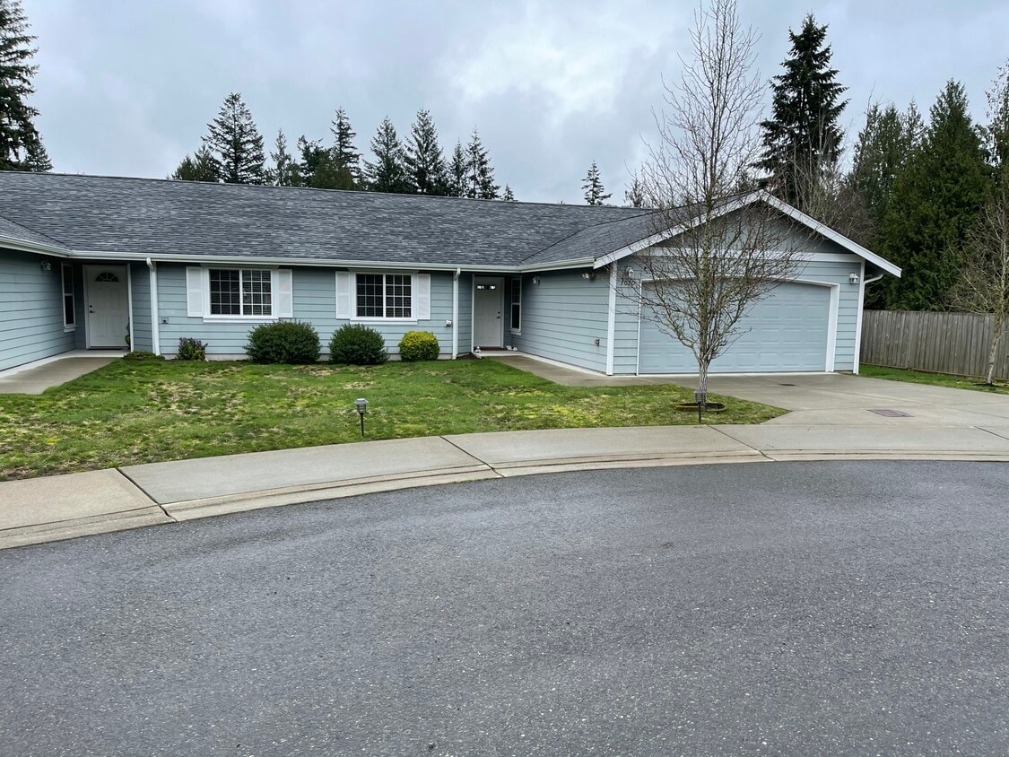 Primary Photo - 7020 180th Ave E