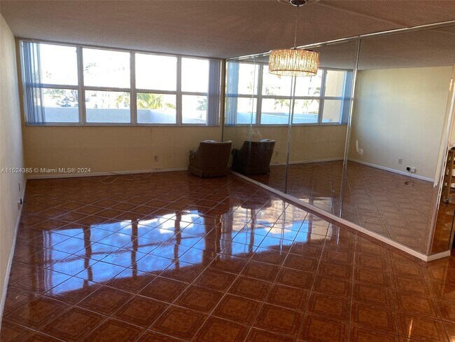 Foto del edificio - 1410 S Ocean Dr