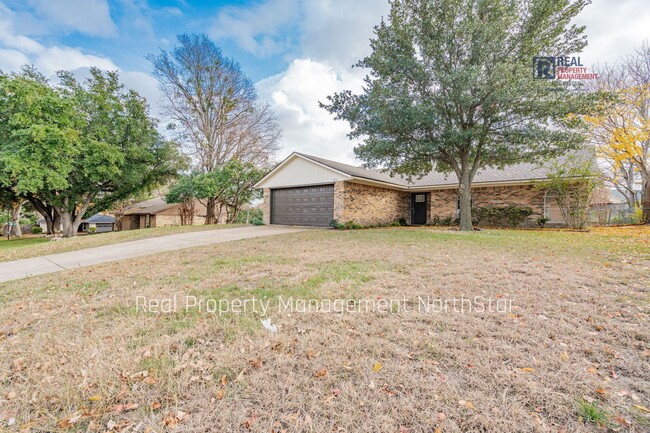 Foto del edificio - Charming Rockwall Home!