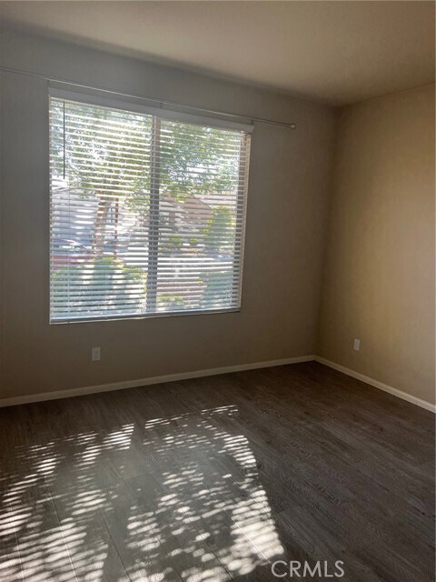 Foto del edificio - 11265 Camden St