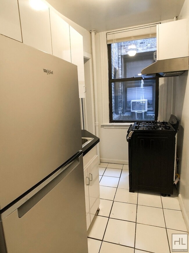 Foto del edificio - EAST 70 STREET