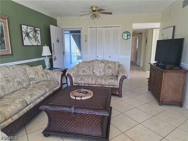 Foto del edificio - 7105 Quail Run Ct W