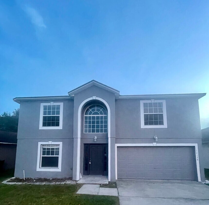Beautiful TwoStory 4/3.5 Home in Econ Woo... House Rental in Orlando