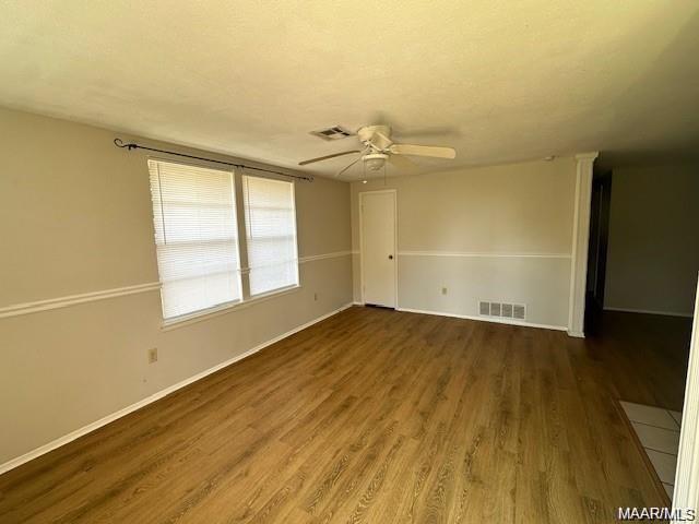 Building Photo - 212 Juniper Ct