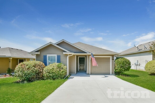 Building Photo - 2319 Camberly View