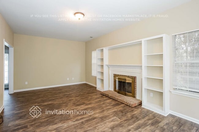 Building Photo - 9645 Melanie Thompson Dr