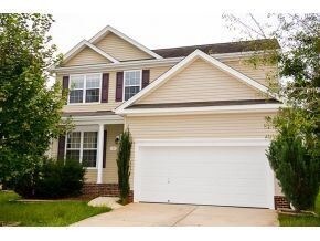 Foto principal - 3 br, 2.5 bath House - 107 Carson Farms West