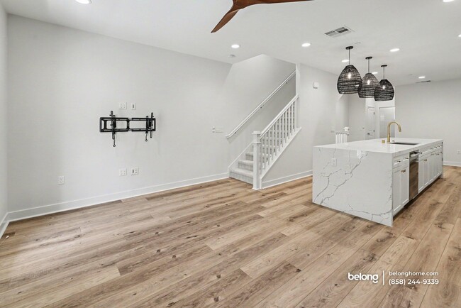 Building Photo - 1109 Makena Wy.