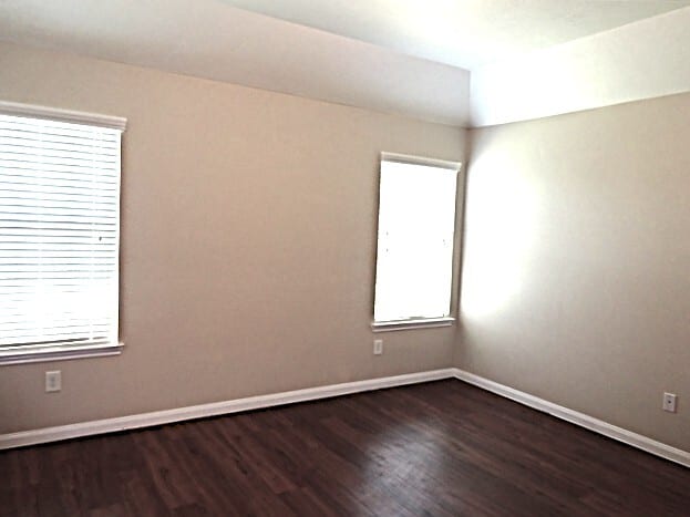 Foto del edificio - 5931 Brenwood Trails Ln