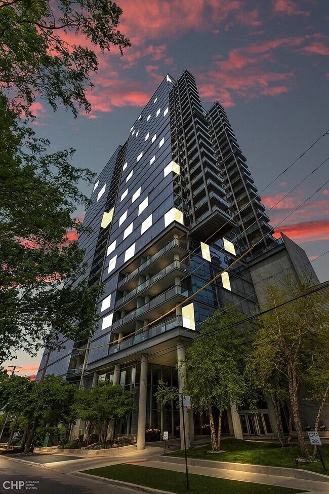 Foto del edificio - 860 W Blackhawk St
