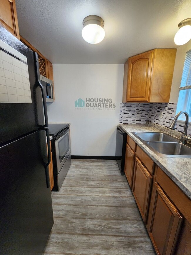 Foto del edificio - 2107 N Houk Rd