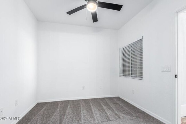 Foto del edificio - Remodeled 2 bedroom Townhouse!