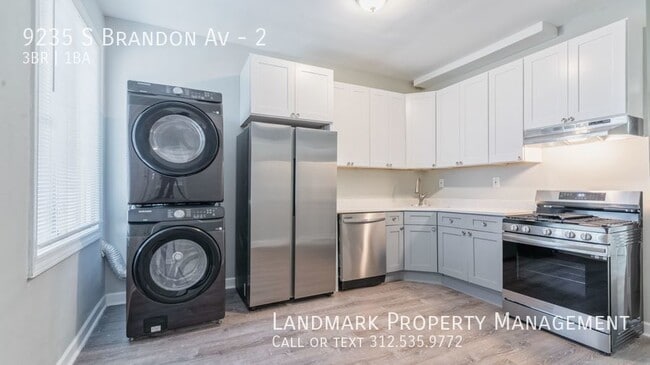 Building Photo - ?9235 S Brandon Ave #2