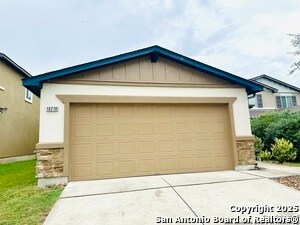 Foto del edificio - 10218 Relic Oaks