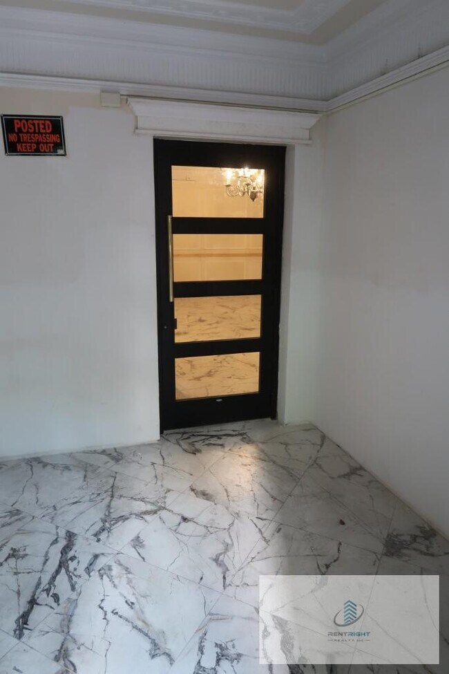 Foto del edificio - 426 W Briar Pl