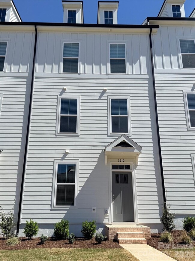 Foto del edificio - 3212 Drift St