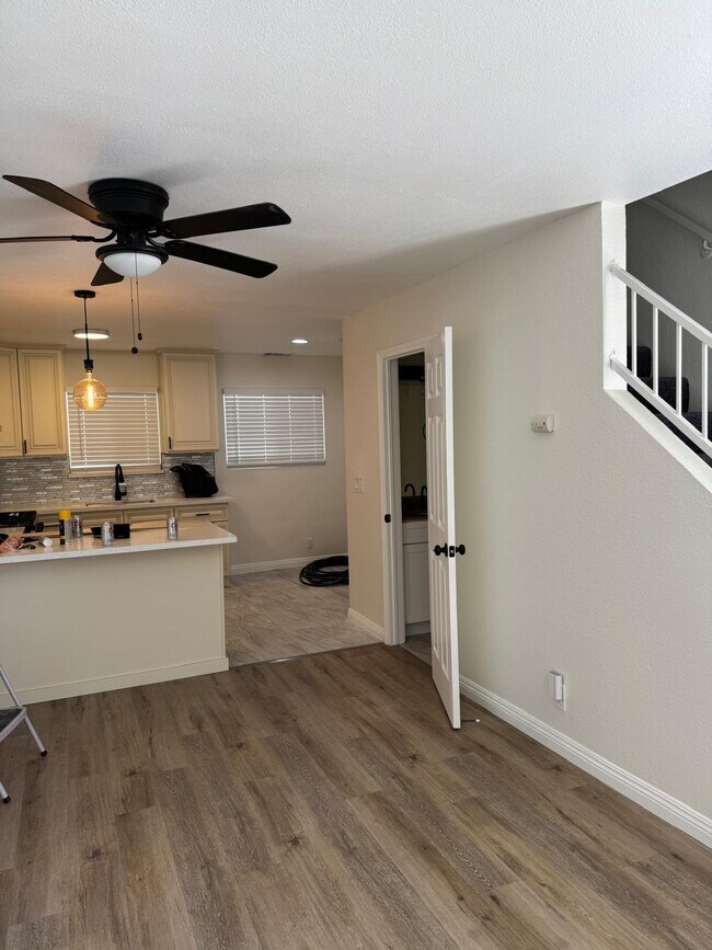 Kitchen - 1243 W 164th St