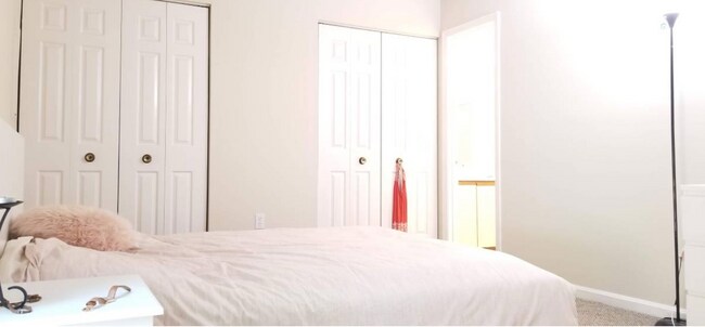 Foto del edificio - 10537 Englishman Dr