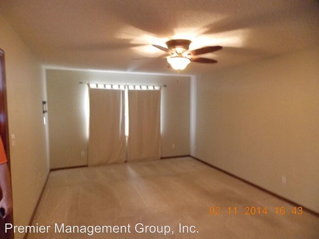 Building Photo - 2554 Dovetail Dr
