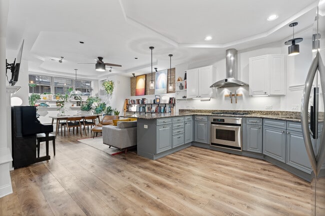 Building Photo - 5540 N Glenwood Ave