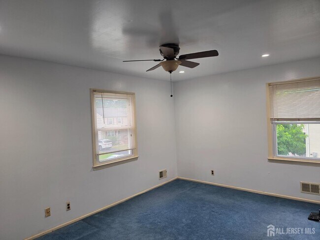 Building Photo - 405 Frederick Ave