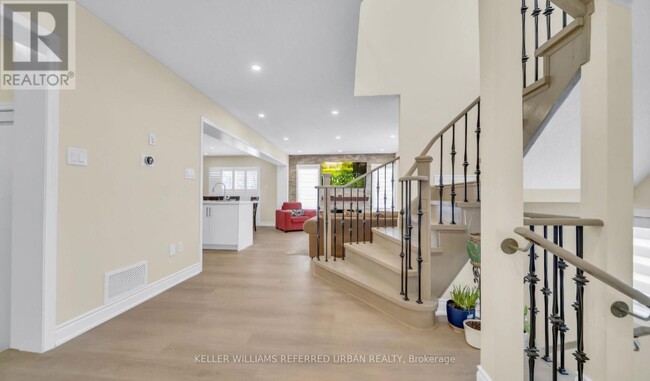 Photo du bâtiment - 14 Andover Drive