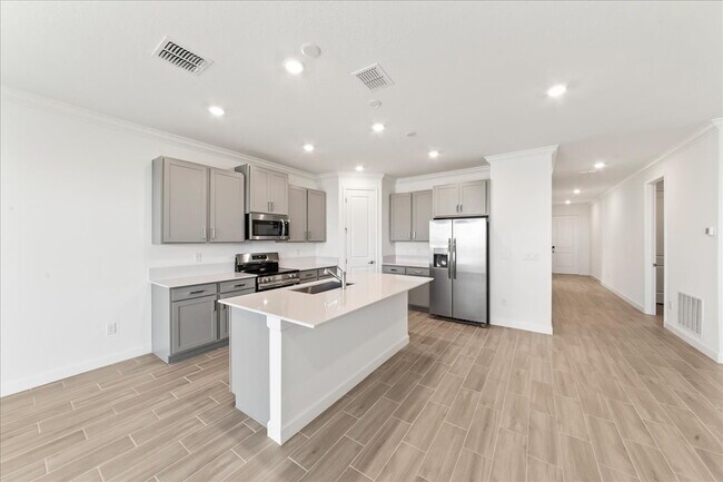 Foto del edificio - Brand-new 4-bedroom, 2-bathroom home for rent