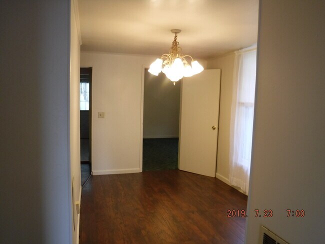 dining room - 116 S G St