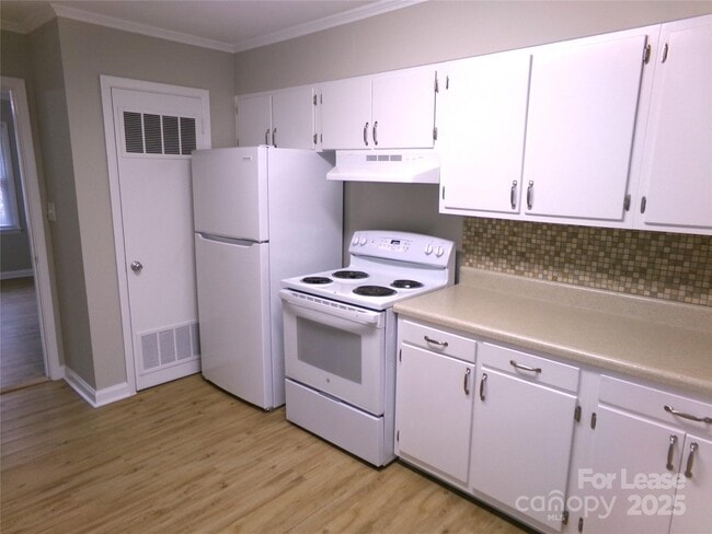 Foto del edificio - 716 Brown Ave