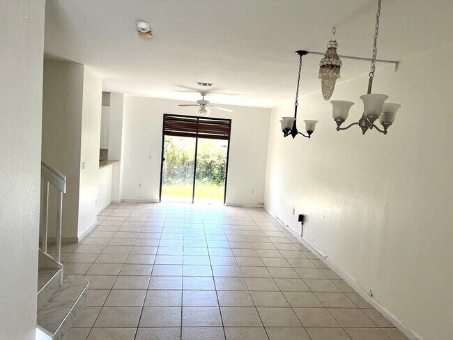 Foto del edificio - 854 Sweet Lake Cir