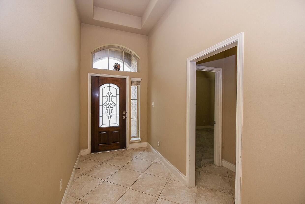 Primary Photo - 10310 Rouken Glen Ct.