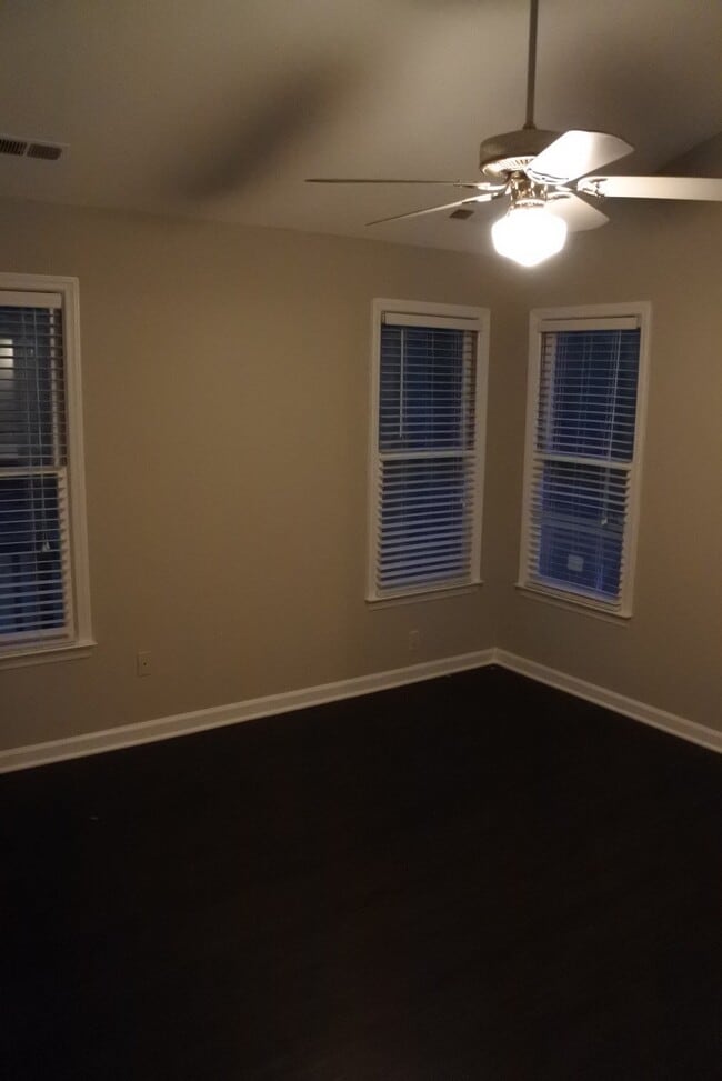 Master bedroom - 3521 Greywood Drive