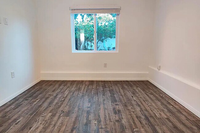 Foto del edificio - 6720 Van Noord Ave