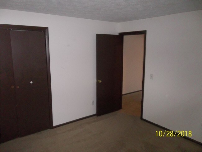 Foto del edificio - 135 N Pleasant St