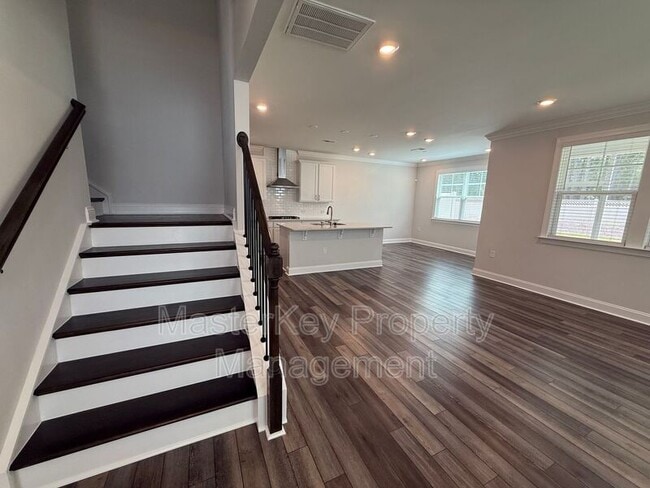 Building Photo - 1347 Rosepine Drive