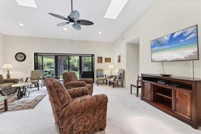 Building Photo - 3946 Wilshire Cir E