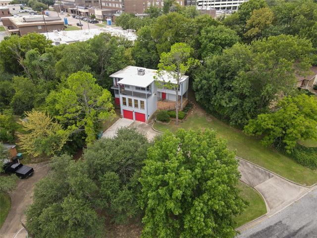 Building Photo - 520 Kessler Blvd